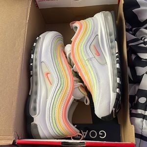 white melon mint volt air max 97
